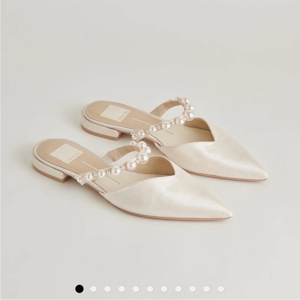 Dolce Vita Kanika Pearl Flats